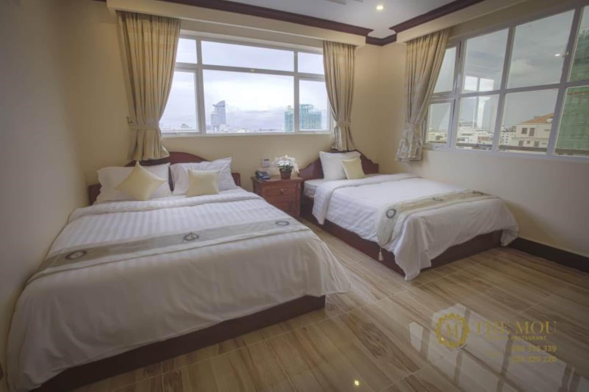 The Mou Hotel Пном Пен Екстериор снимка