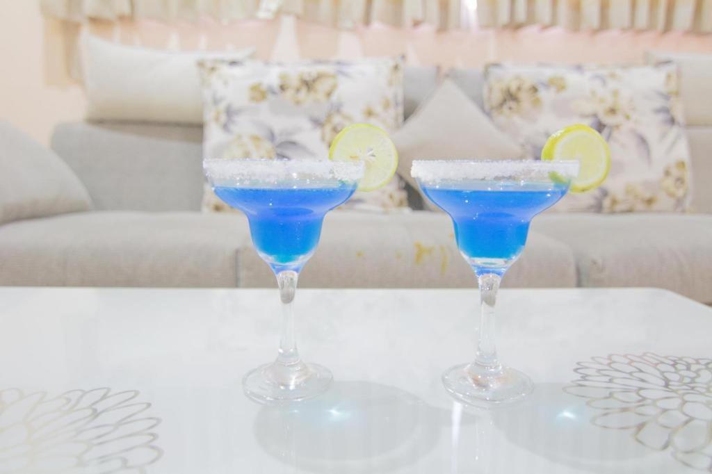 The Mou Hotel Пном Пен Екстериор снимка