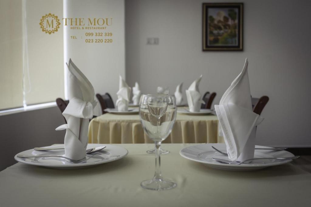 The Mou Hotel Пном Пен Екстериор снимка