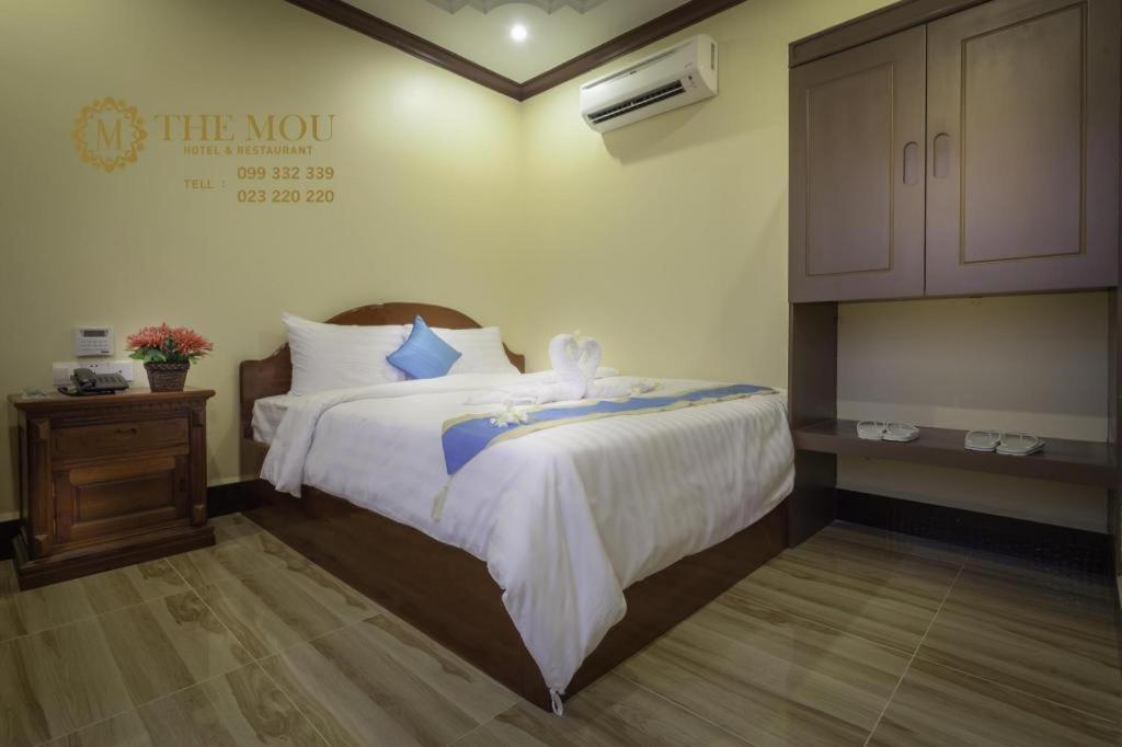 The Mou Hotel Пном Пен Екстериор снимка