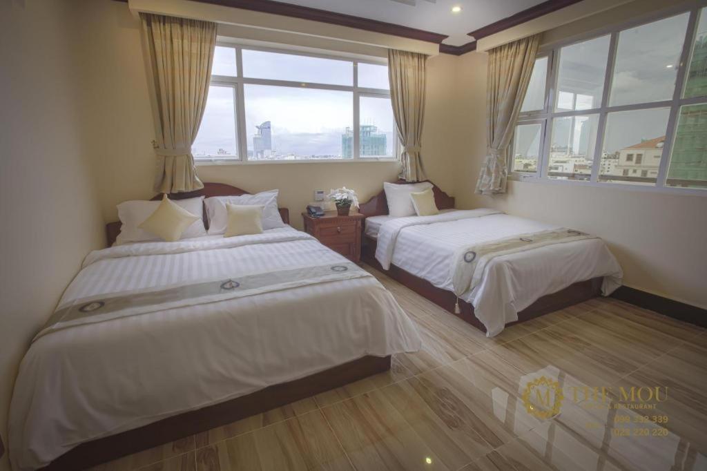 The Mou Hotel Пном Пен Екстериор снимка