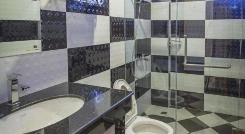 The Mou Hotel Пном Пен Екстериор снимка
